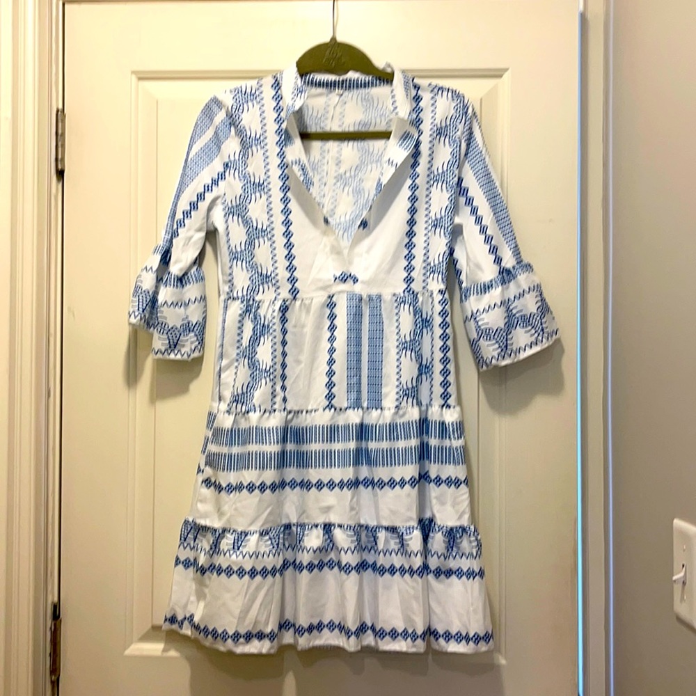 Blue/white ruffled, 3/4 sleeve mini dress, size 4